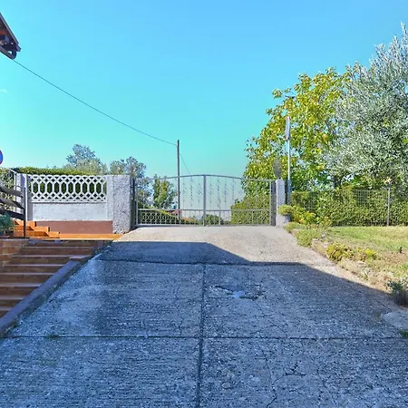 Veli Vrh 2208