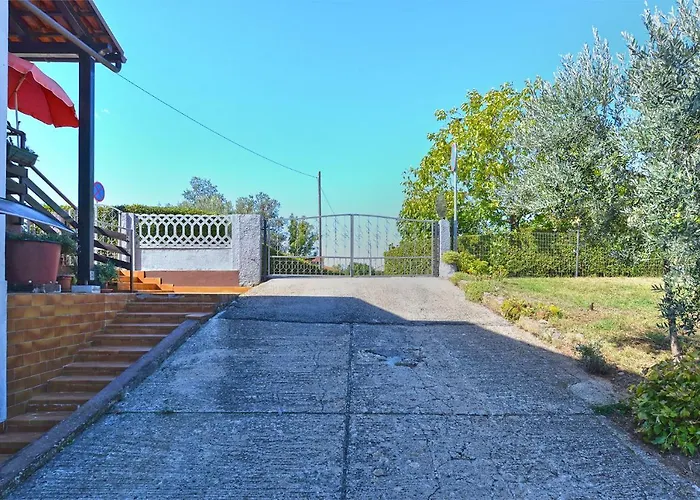 Veli Vrh 2208