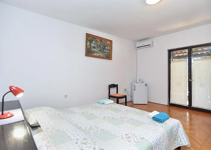 Gostinjska kuća Veli Vrh 2208